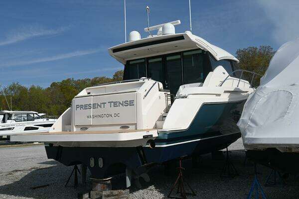 Tiara Yachts 44 Coupe Yacht For Sale