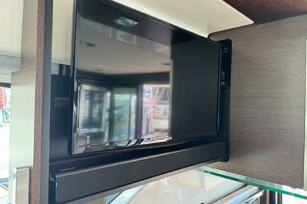 Tiara Yachts 44 Coupe Yacht For Sale