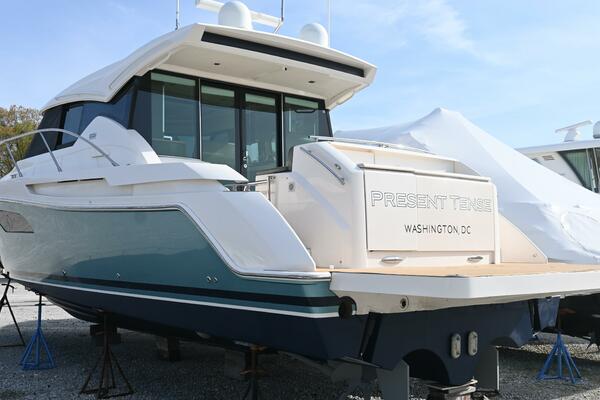 Present Tense 46ft Tiara Yachts Yacht For Sale