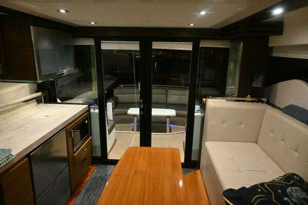 Tiara Yachts 44 Coupe Yacht For Sale