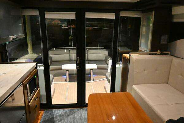 Tiara Yachts 44 Coupe Yacht For Sale