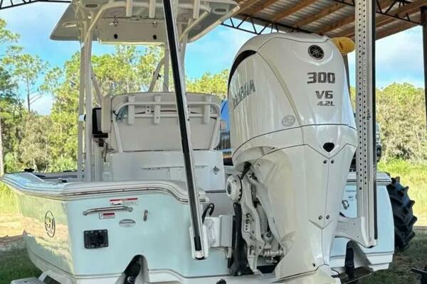 25ft Sea Hunt Yacht For Sale