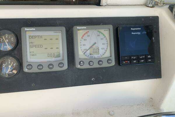 Photo of the 2009 Gemini 105MC "Empire Safety"