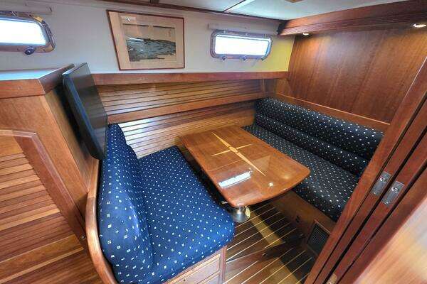 Sabre 42 Salon Express Yacht For Sale