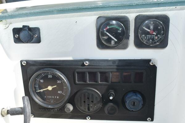 Vitality 32ft Beneteau Yacht For Sale