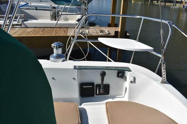Vitality 32ft Beneteau Yacht For Sale