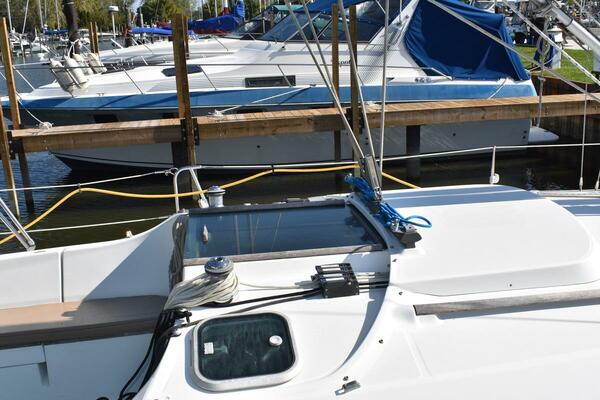 Vitality 32ft Beneteau Yacht For Sale
