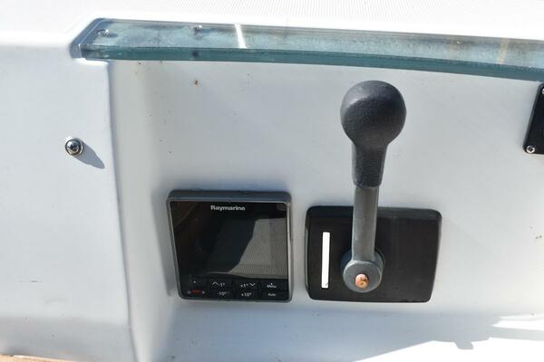 Vitality 32ft Beneteau Yacht For Sale