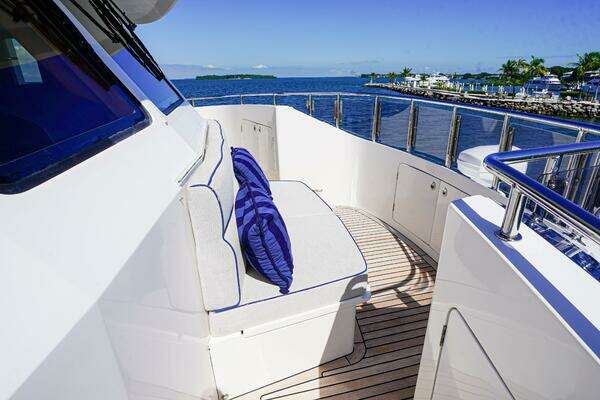 Outer Reef Yachts 860 Deluxbridge Motoryacht Yacht For Sale