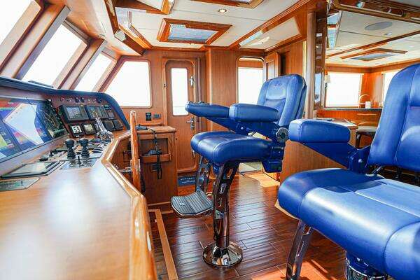 Outer Reef Yachts 860 Deluxbridge Motoryacht Yacht For Sale