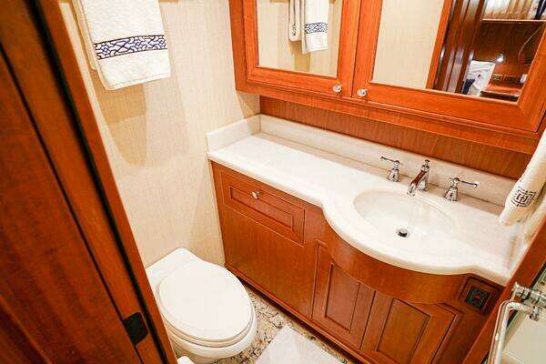 Outer Reef Yachts 860 Deluxbridge Motoryacht Yacht For Sale