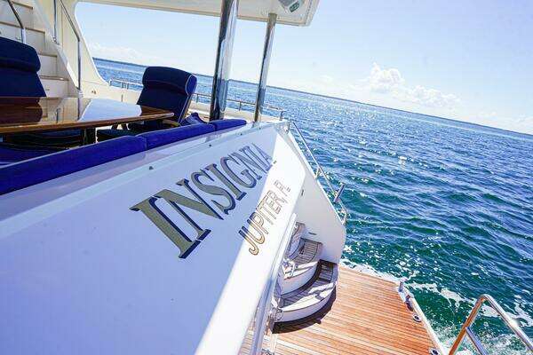 Outer Reef Yachts 860 Deluxbridge Motoryacht Yacht For Sale