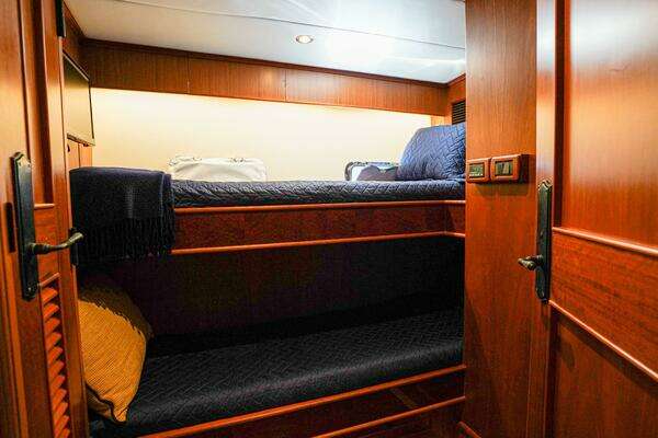 Outer Reef Yachts 860 Deluxbridge Motoryacht Yacht For Sale