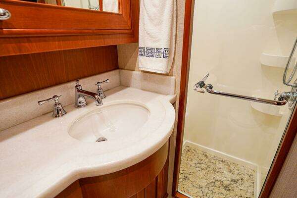 Outer Reef Yachts 860 Deluxbridge Motoryacht Yacht For Sale