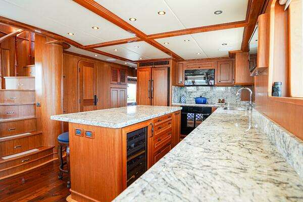 Outer Reef Yachts 860 Deluxbridge Motoryacht Yacht For Sale