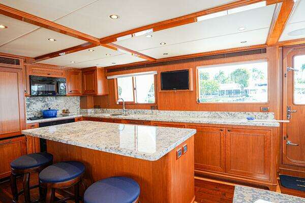 Outer Reef Yachts 860 Deluxbridge Motoryacht Yacht For Sale