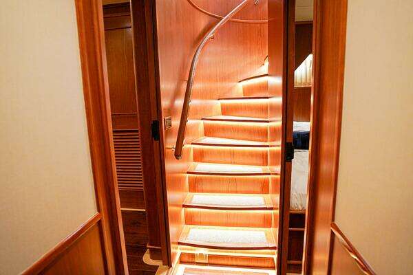 Outer Reef Yachts 860 Deluxbridge Motoryacht Yacht For Sale