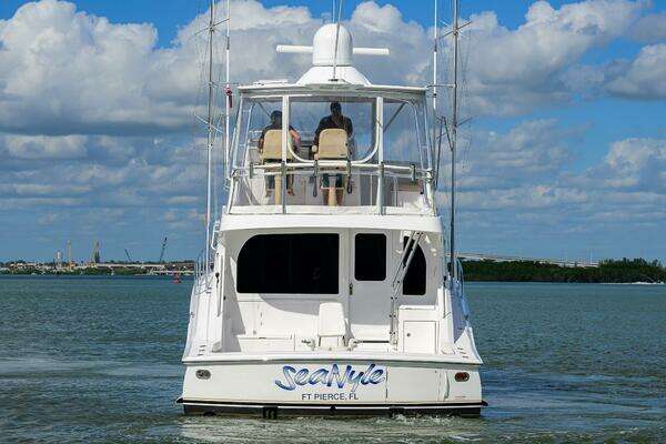 Hatteras GT 54 Yacht For Sale