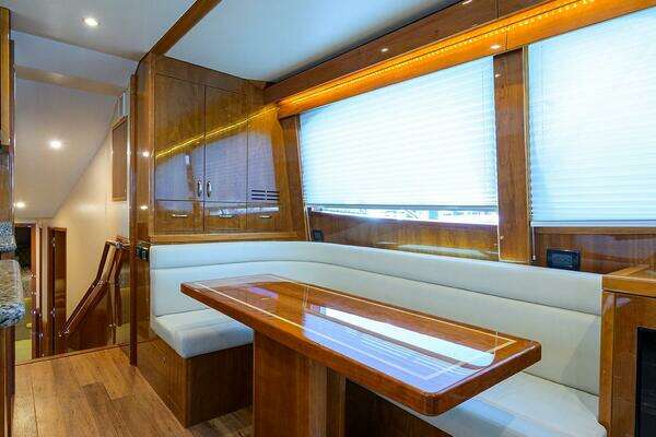 Hatteras GT 54 Yacht For Sale