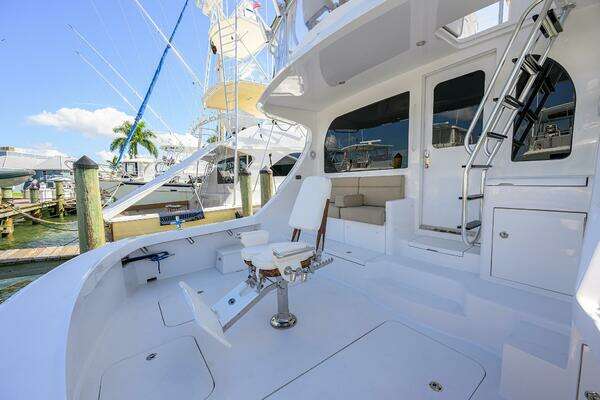 Hatteras GT 54 Yacht For Sale