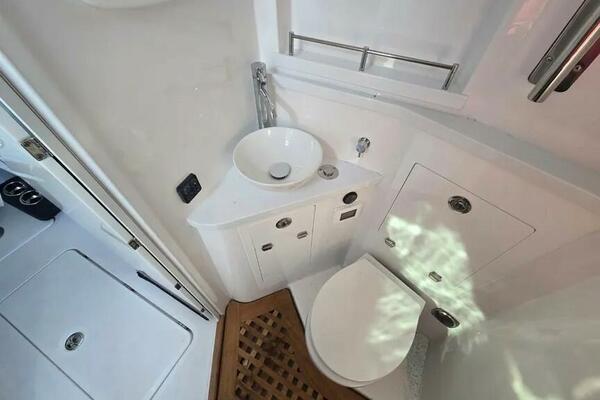 48ft HCB Yacht For Sale