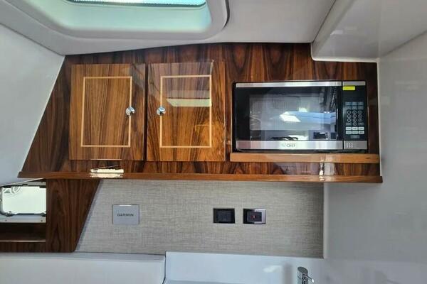 48ft HCB Yacht For Sale