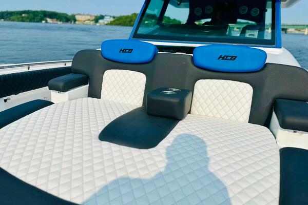 48ft HCB Yacht For Sale