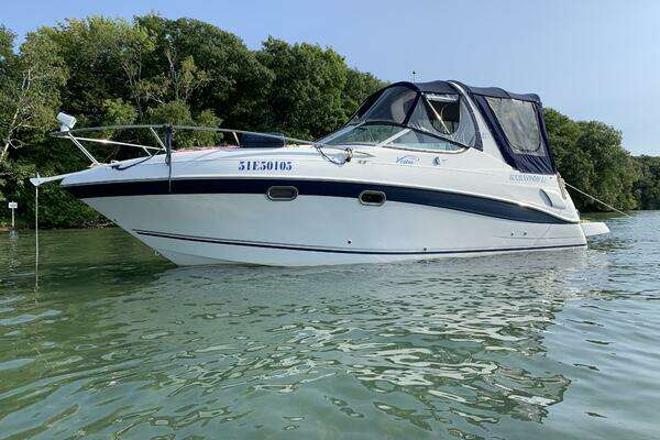 26-ft-Four Winns-2004-268 Vista- Midland  Canada  yacht for sale