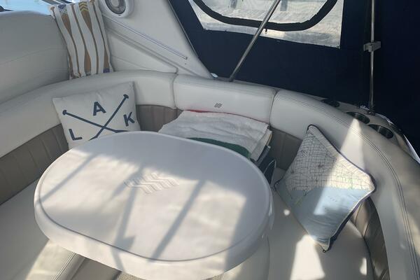 26ft Four Winns Yacht For Sale