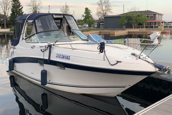 26ft Four Winns Yacht For Sale