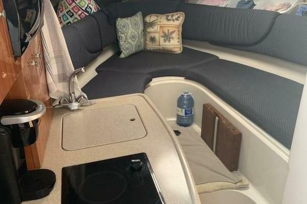 26ft Four Winns Yacht For Sale