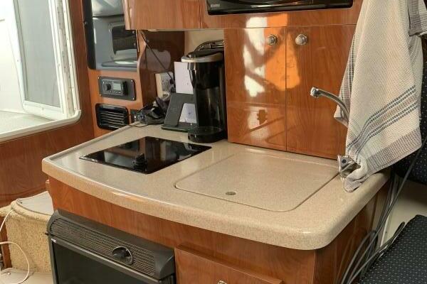 26ft Four Winns Yacht For Sale