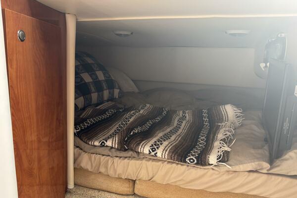 26ft Four Winns Yacht For Sale