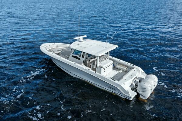 2019 Boston Whaler 380 Outrage 'Lima Kilo' - Profile Stern 3/4 Port