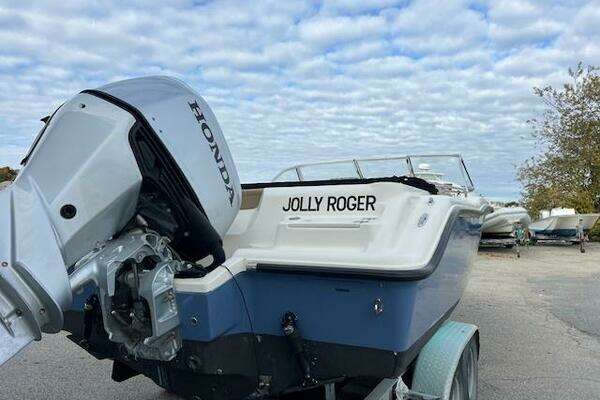 Photo of the 2020 Key West 239 DC "Jolly roger "