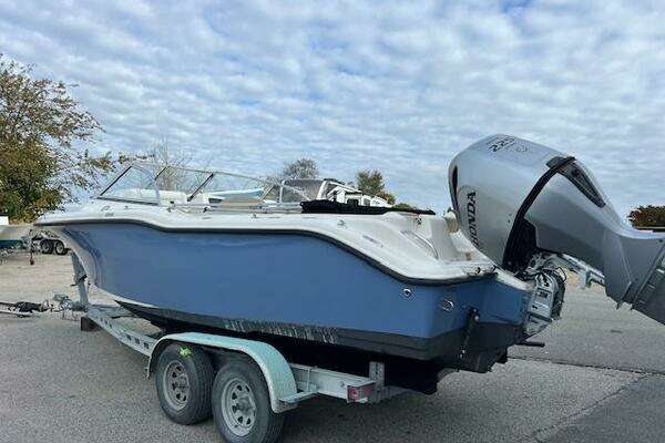 Photo of the 2020 Key West 239 DC "Jolly roger "