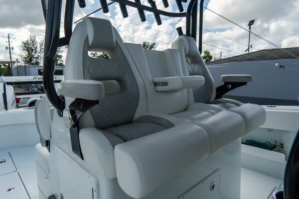 Freeman 38 38ft Freeman Yacht For Sale