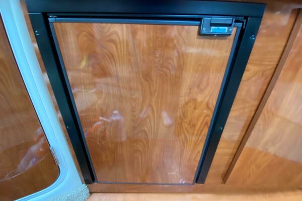 33ft Larson Yacht For Sale