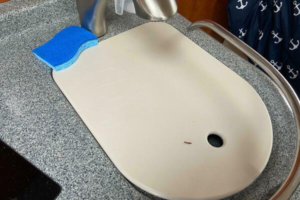 33ft Larson Yacht For Sale