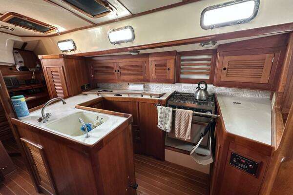 Tartan 4600 Yacht For Sale