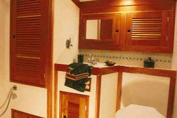 Tartan 4600 Yacht For Sale