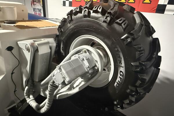 7 5M Hydrasol RIB 24ft Sealegs Yacht For Sale