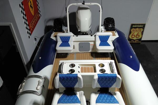 7 5M Hydrasol RIB 24ft Sealegs Yacht For Sale