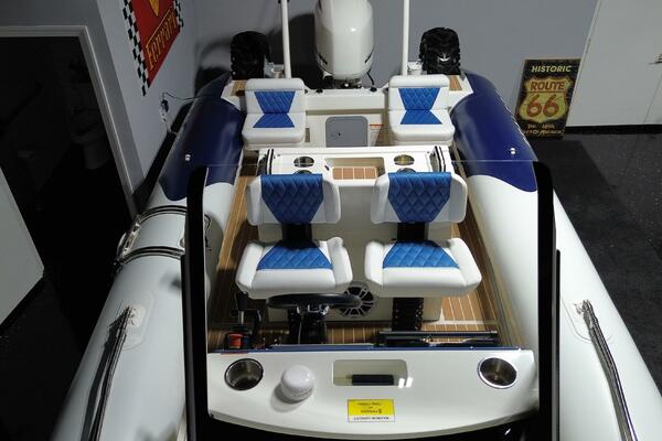 7 5M Hydrasol RIB 24ft Sealegs Yacht For Sale