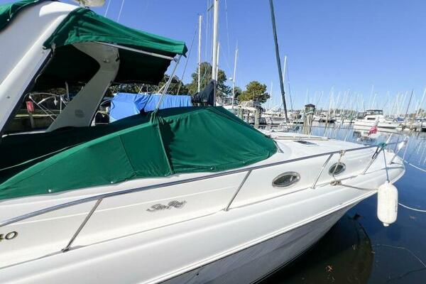 KNOT AT WORK 34ft Sea Ray Yacht For Sale