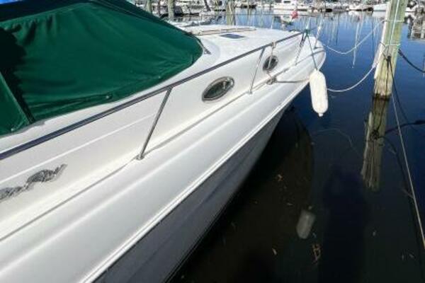 KNOT AT WORK 34ft Sea Ray Yacht For Sale