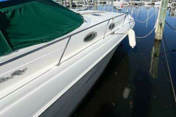 Photo of the 2000 Sea Ray 340 Sundancer "KNOT AT WORK"