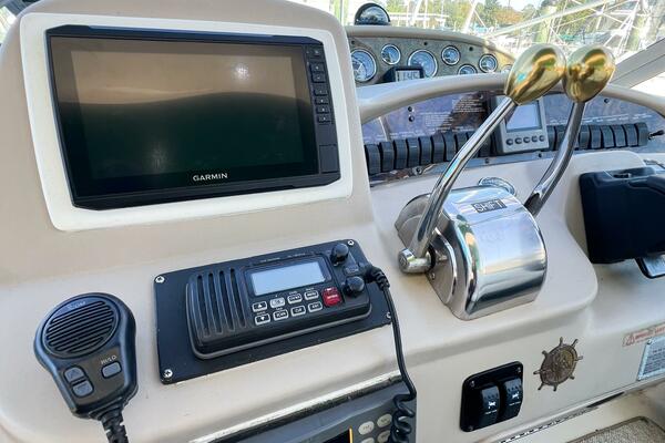 KNOT AT WORK 34ft Sea Ray Yacht For Sale