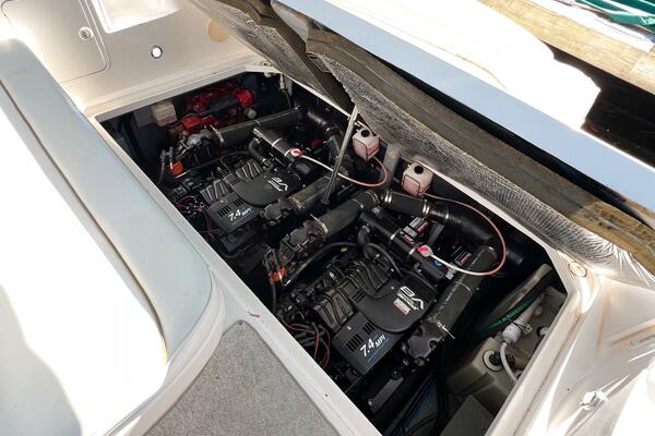 KNOT AT WORK 34ft Sea Ray Yacht For Sale