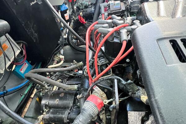 KNOT AT WORK 34ft Sea Ray Yacht For Sale